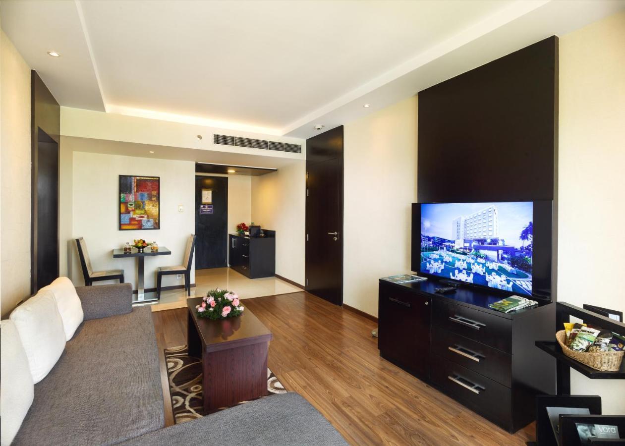 Hycinth Hotels Thiruvananthapuram Екстер'єр фото