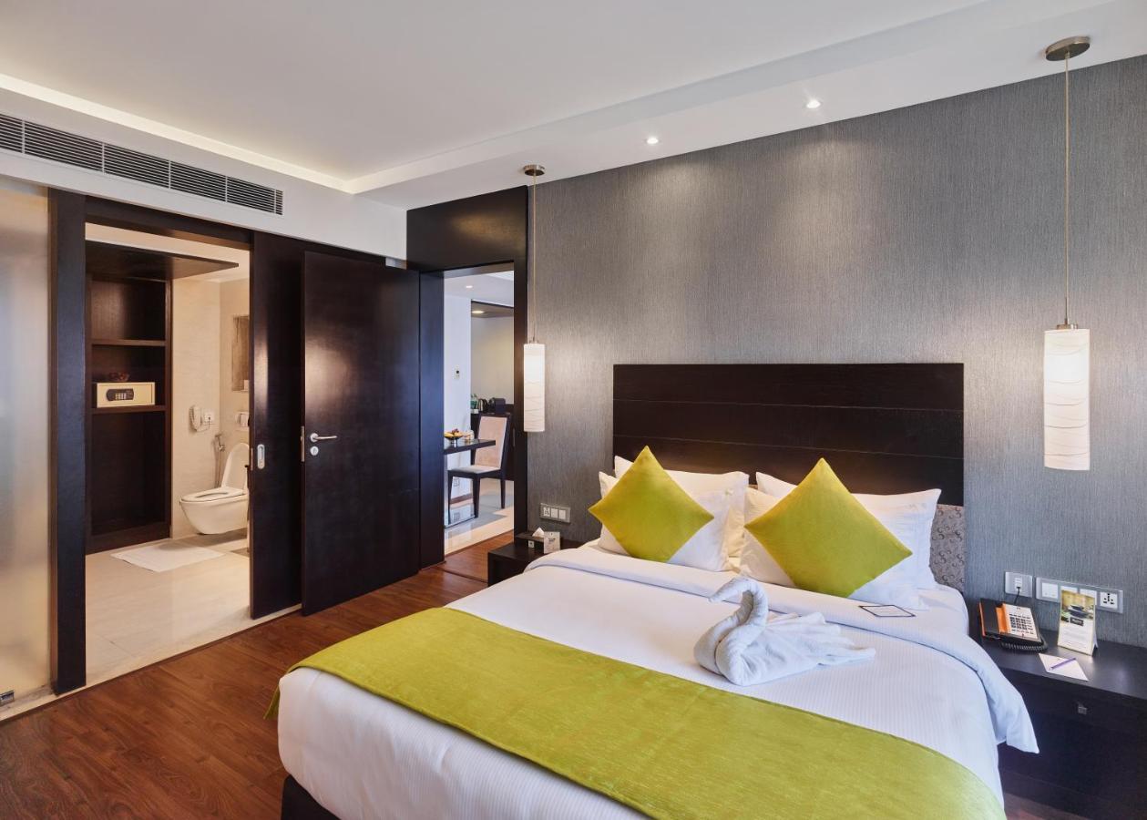 Hycinth Hotels Thiruvananthapuram Екстер'єр фото